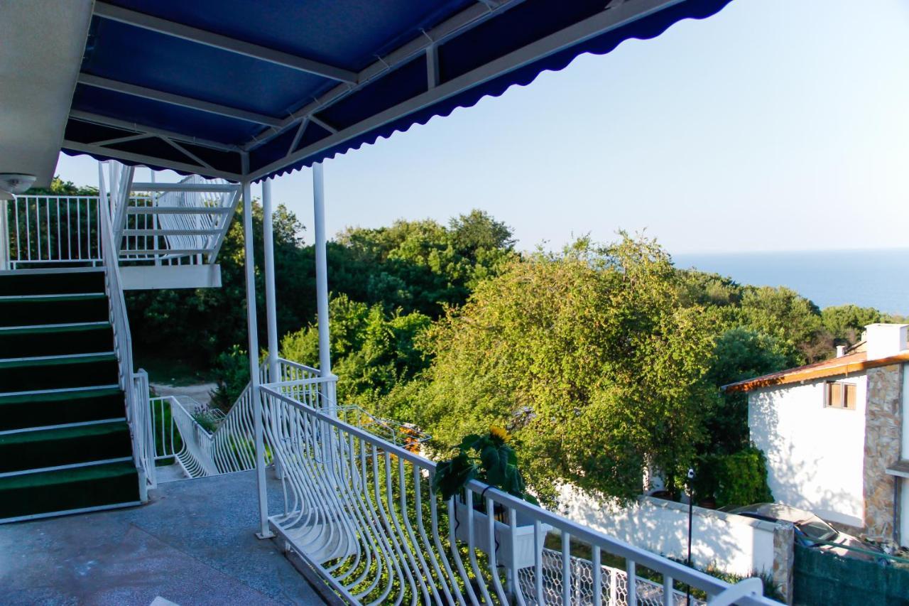 Simada Blue Guesthouse Golden Sands Luaran gambar