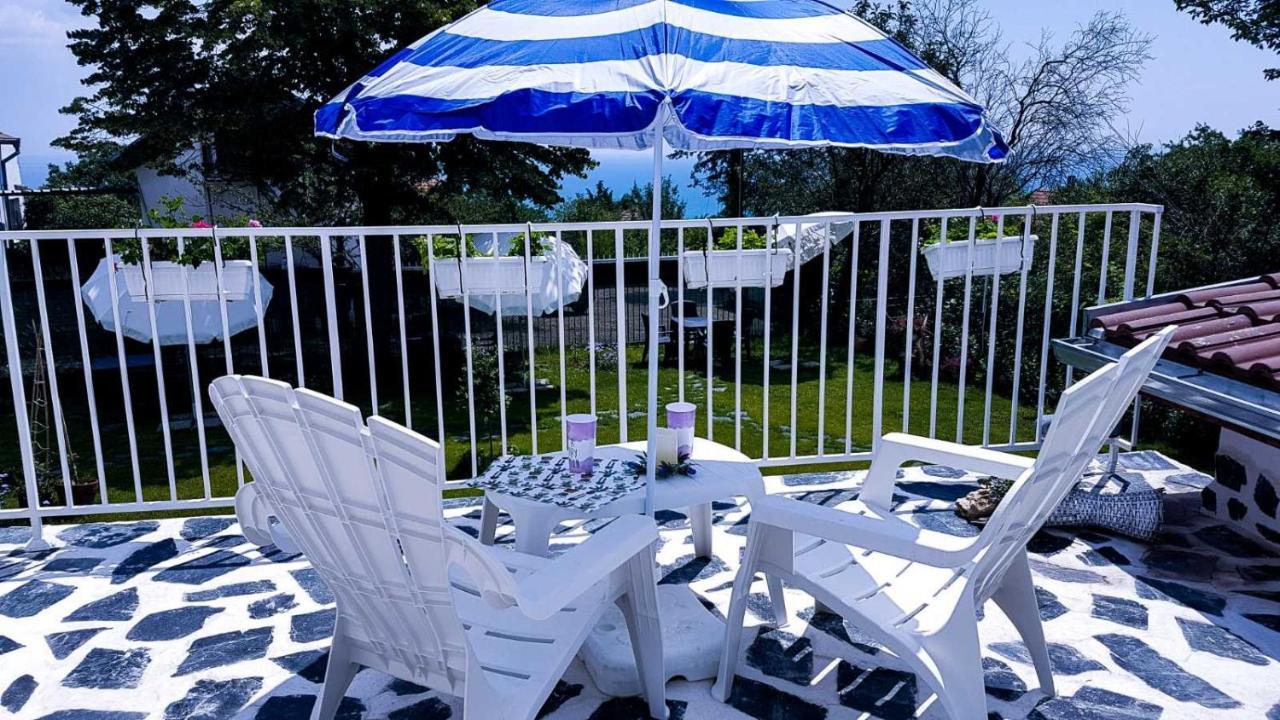 Simada Blue Guesthouse Golden Sands Luaran gambar