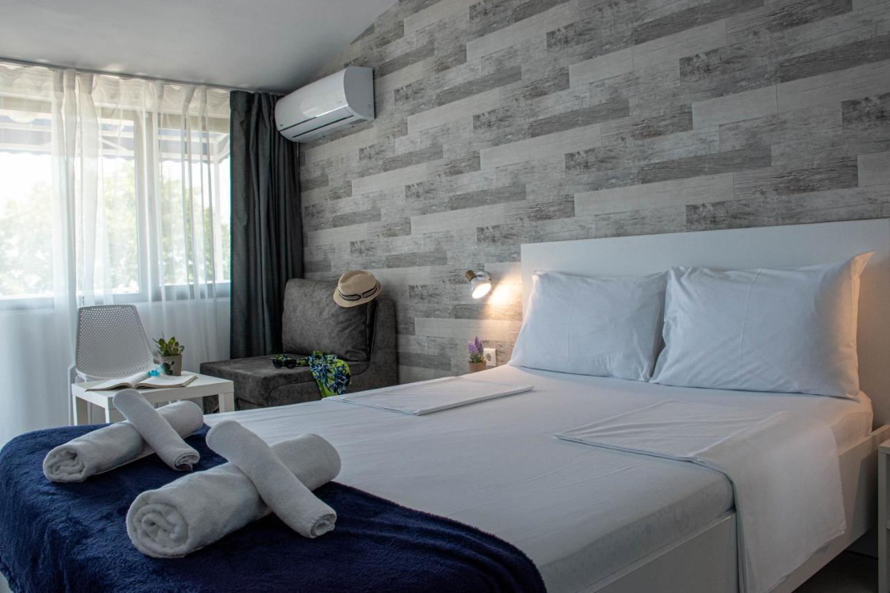 Simada Blue Guesthouse Golden Sands Luaran gambar