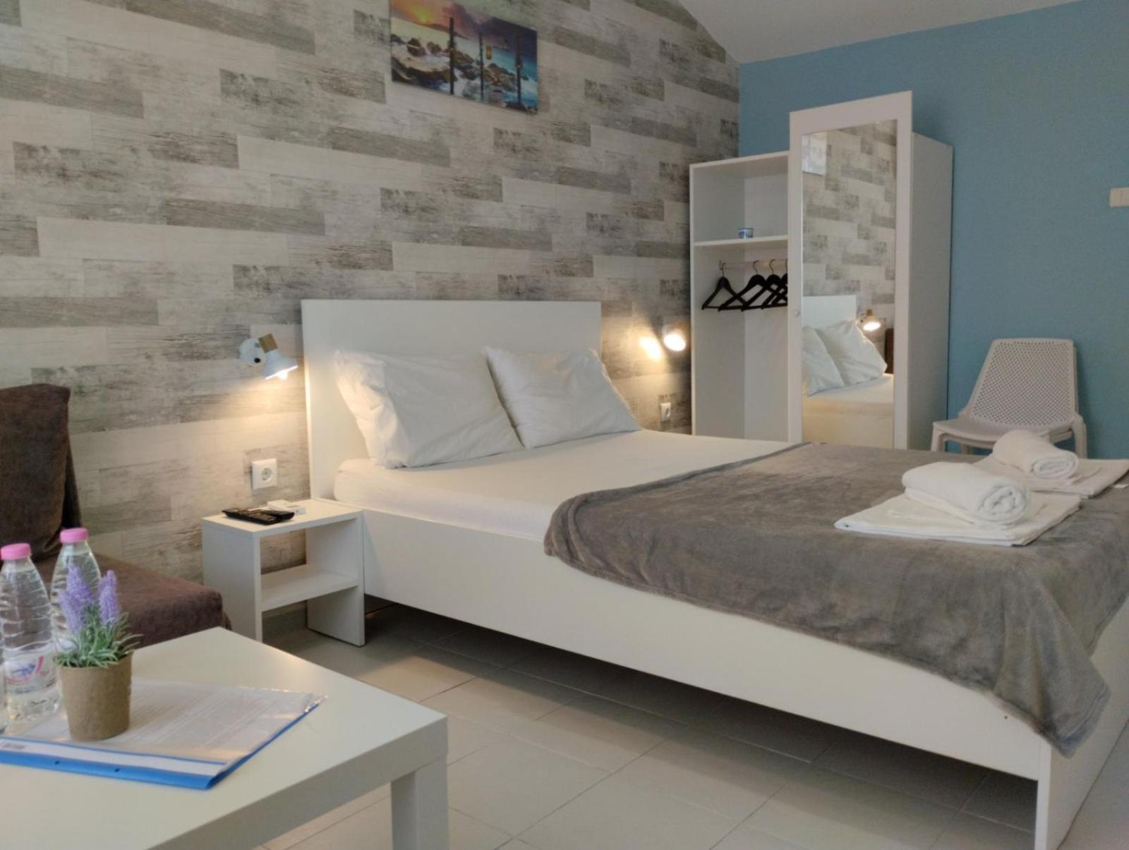 Simada Blue Guesthouse Golden Sands Luaran gambar
