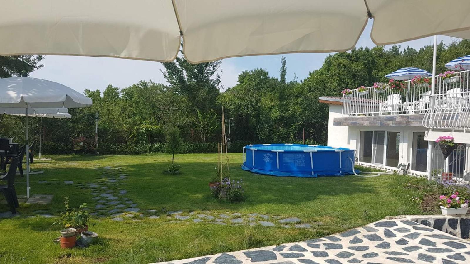 Simada Blue Guesthouse Golden Sands Luaran gambar